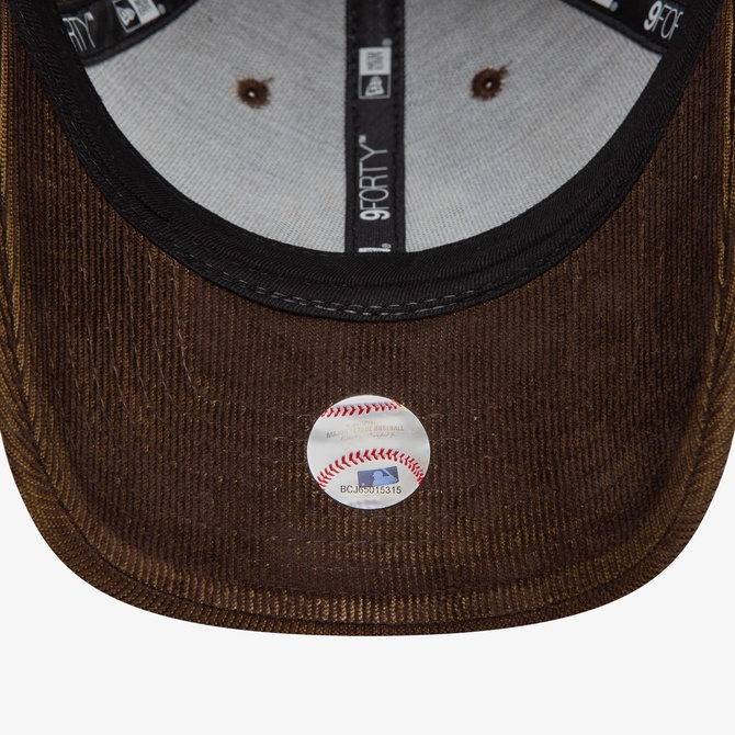  New Era 9Forty New York Yankees Unisex Kahverengi Şapka